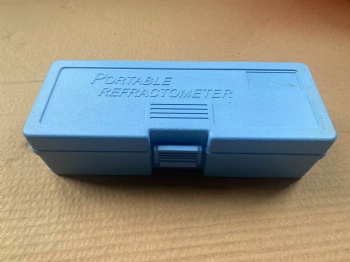 Refractometer 28-62 Brix