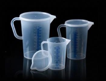 Blue Scale Graduated Measuring Cup With Lid and Handle